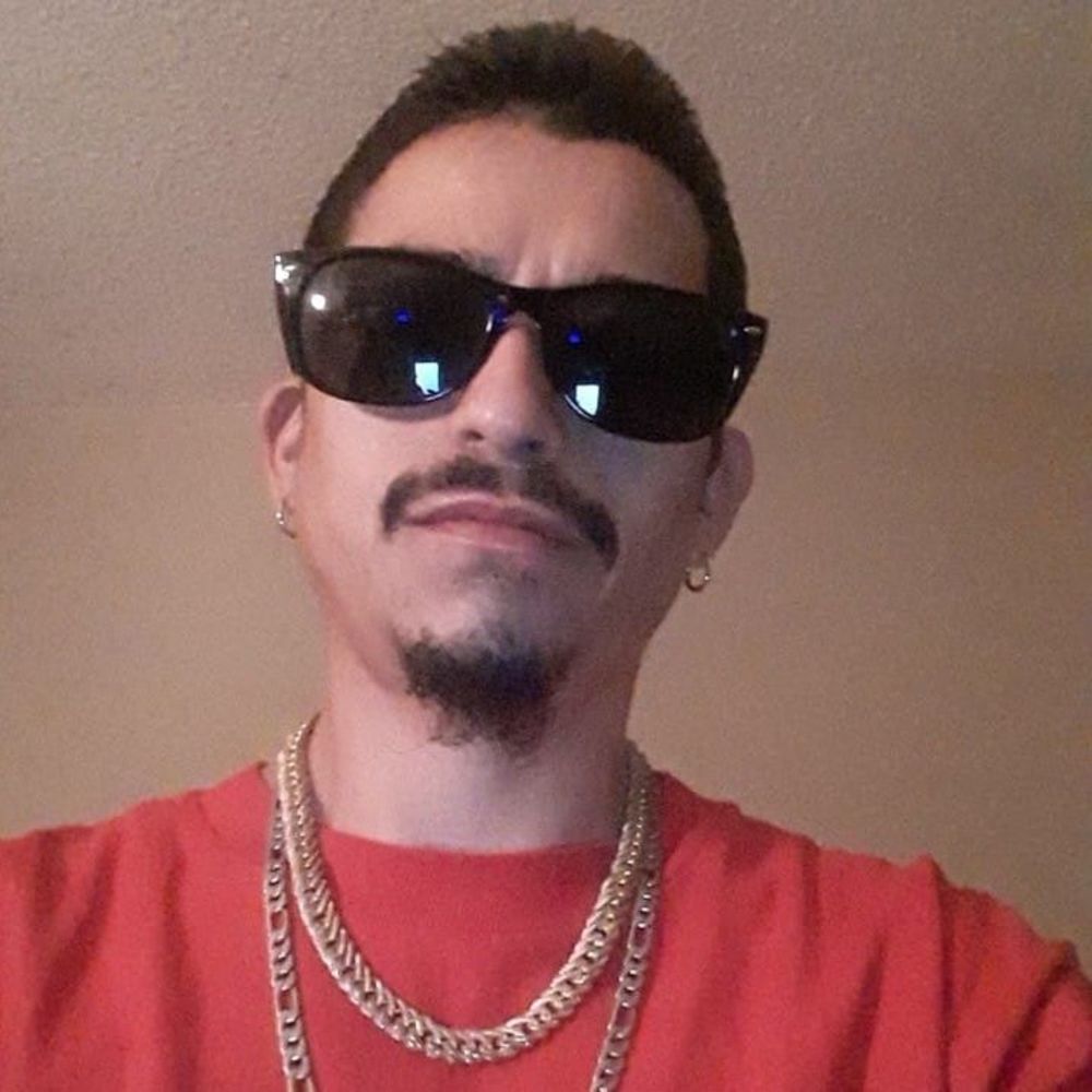 Meet your Posher, Juan